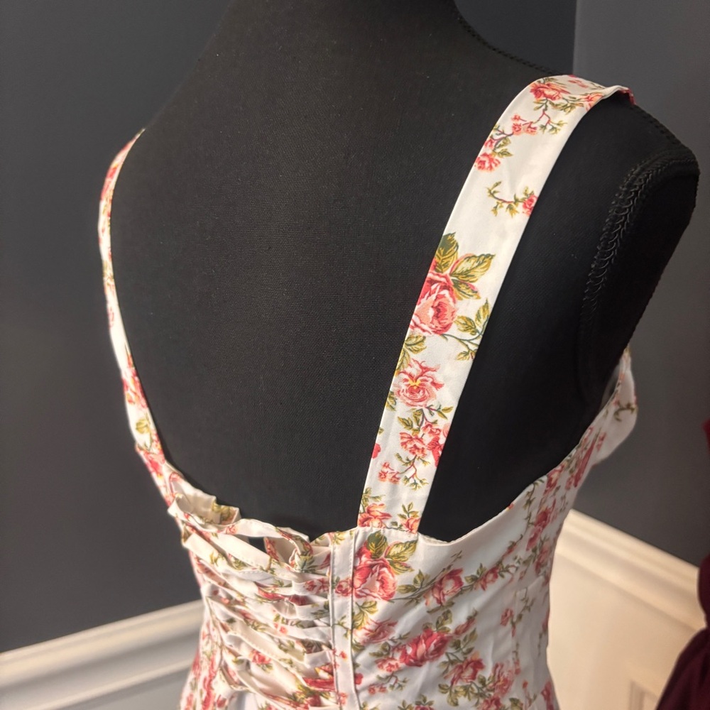 Commense Floral Midi Dress - White and Pink - Picture 3 of 15
